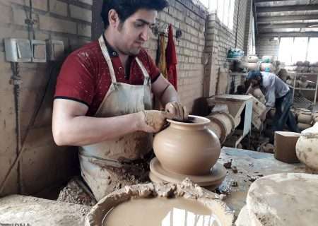 بیش از ۱۰ میلیارد تومان تسهیلات مشاغل خانگی به صنایع دستی همدان پرداخت شد