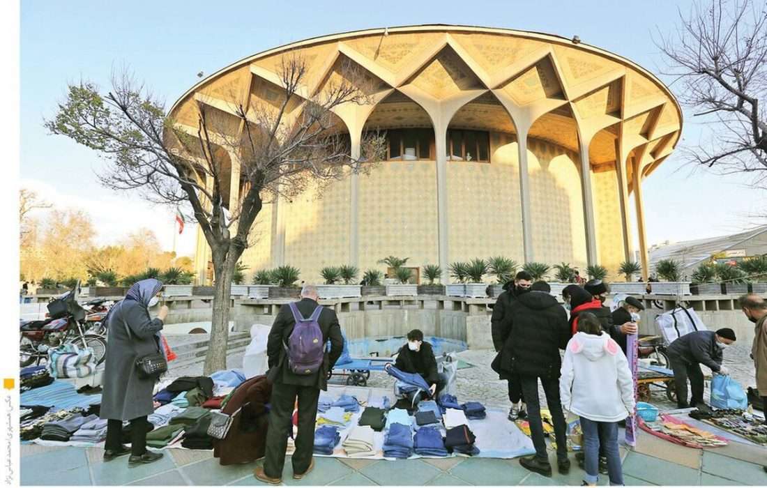 اطراف بوستان دانشجو و تئاتر شهر درسیطره شبکه‌های مافیا/ اراذل شهر در استخدام سرشبکه‌های دستفروشان