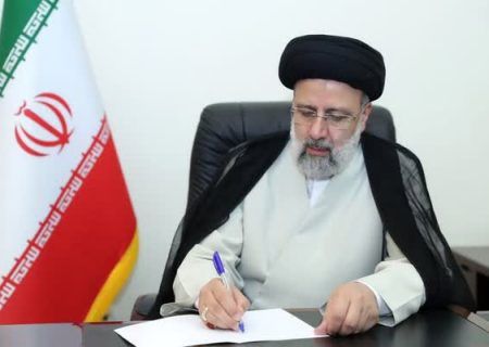 دستور شهید خدمت برای حل مشکل دانش‌بنیان‌ها در تماس تلفنی با دبیر شورایعالی انقلاب فرهنگی