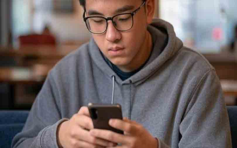 نسل جدید پشت میز نمی‌نشیند؛ چرا تولید محتوا جای مدیریت را گرفت؟