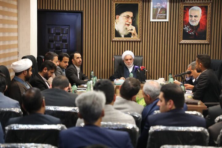 فرصت استخدامی در کرمان؛ ظرفیت جذب ۲۲۴ کارمند اداری